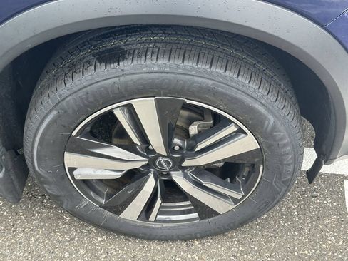 Certified 2023 Nissan Rogue SL AWD/4WD image 14