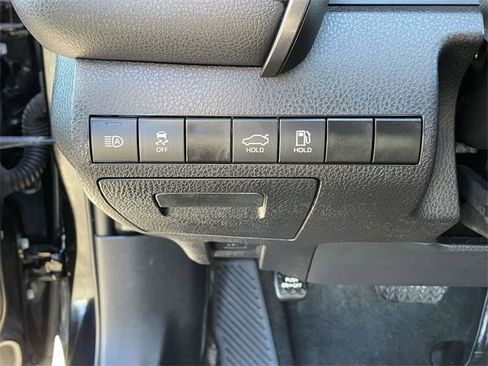 Used 2023 Toyota Camry SE image 21