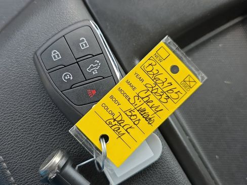 Used 2023 Chevrolet Silverado 1500 LT RWD image 22