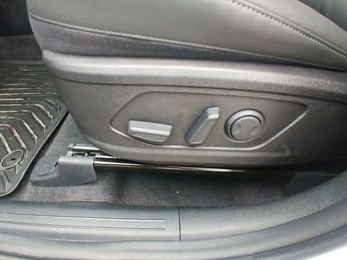 New 2026 Kia Sorento S w/ S Panoramic Sunroof Package image 12