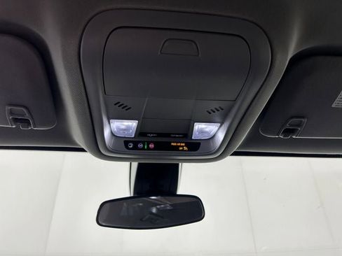 Used 2023 GMC Acadia SLE w/ Driver Convenience Package FWD image 24