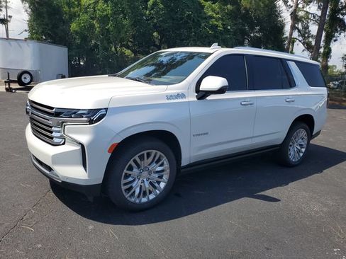 Certified 2023 Chevrolet Tahoe High Country w/ Premium Package AWD/4WD image 3