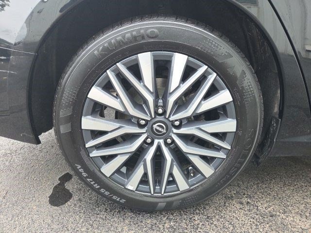 Used 2025 Nissan Altima 2.5 SV FWD image 46