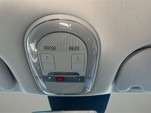 Certified 2025 Hyundai Ioniq 5 SE image 29