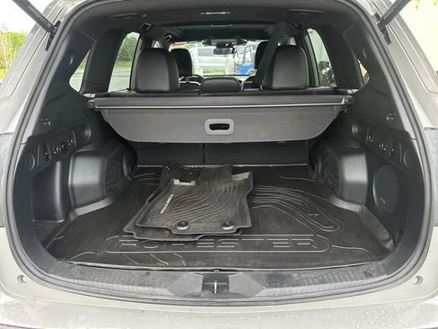 Used 2025 Subaru Forester Limited AWD/4WD image 15