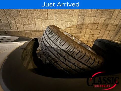 Used 2019 Toyota Highlander Limited Platinum image 11