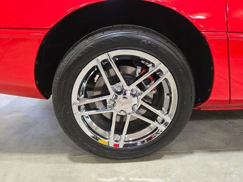 Used 1996 Chevrolet Corvette Coupe image 36