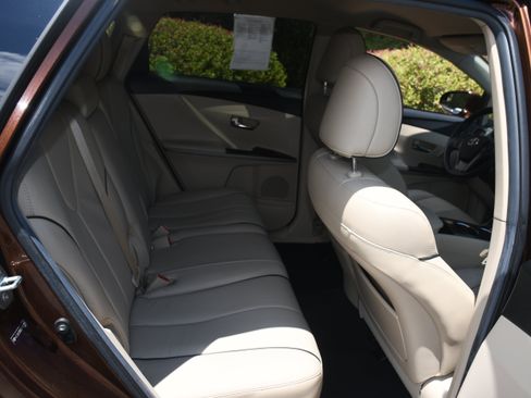 Used 2014 Toyota Venza XLE AWD/4WD image 18