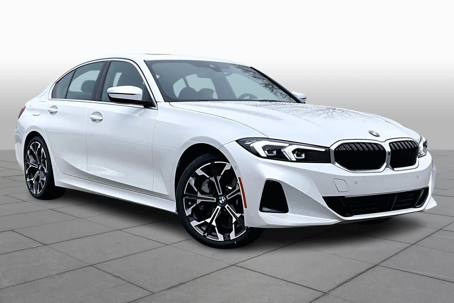 Used 2026 BMW 330i xDrive Sedan w/ Premium Package AWD/4WD image 2