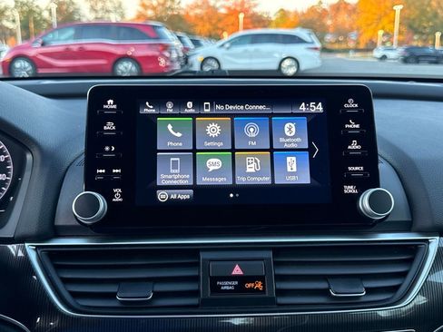 Used 2022 Honda Accord Sport image 23