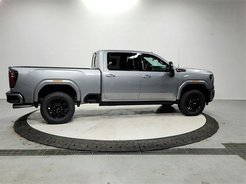 New 2026 GMC Sierra 2500 AT4 w/ AT4 Premium Plus Package image 8