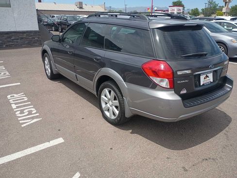 Used 2009 Subaru Outback 2.5i Special Edition AWD/4WD image 5