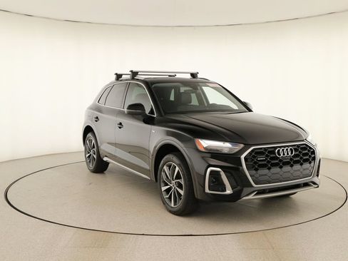 Certified 2023 Audi Q5 2.0T Premium Plus w/ Premium Plus Package AWD/4WD image 10