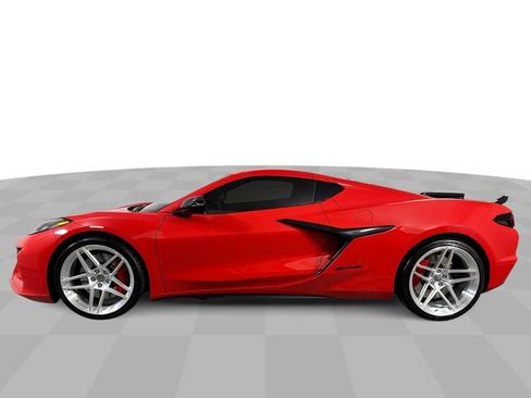 Used 2025 Chevrolet Corvette Z06 w/ Stealth Interior Trim Package image 5