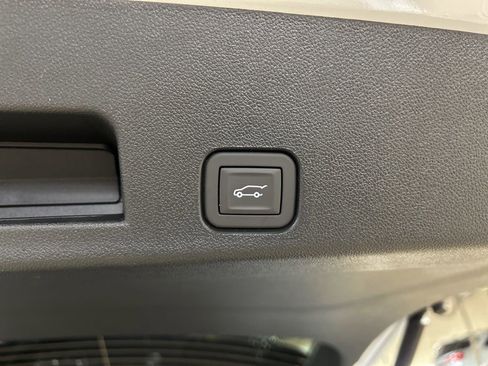 New 2026 GMC Acadia Denali w/ Super Cruise Package AWD/4WD image 14