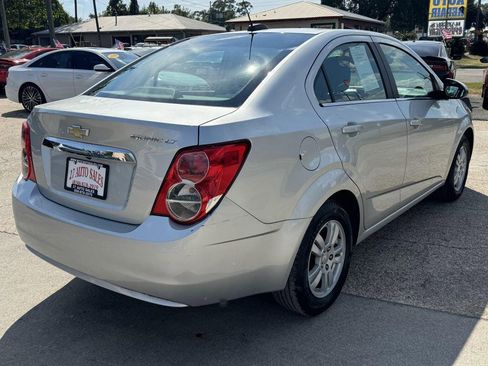 Used 2015 Chevrolet Sonic LT image 5