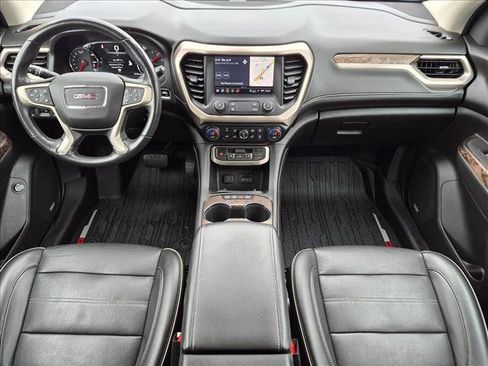 Used 2021 GMC Acadia Denali w/ Denali Ultimate Package AWD/4WD image 18