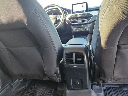Used 2021 Ford Escape SE w/ Cold Weather Package image 30