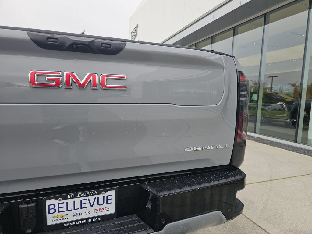 Used 2026 GMC Sierra EV Denali AWD/4WD image 17
