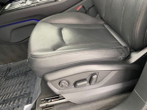 Used 2018 Audi Q7 3.0T Prestige w/ Prestige Package image 12