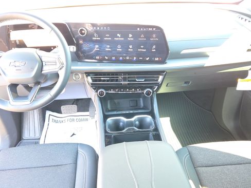 New 2026 Chevrolet Traverse LT w/ Midnight/Sport Edition image 15