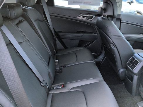 New 2026 Kia Sportage EX w/ EX Panorama Roof Package FWD image 8