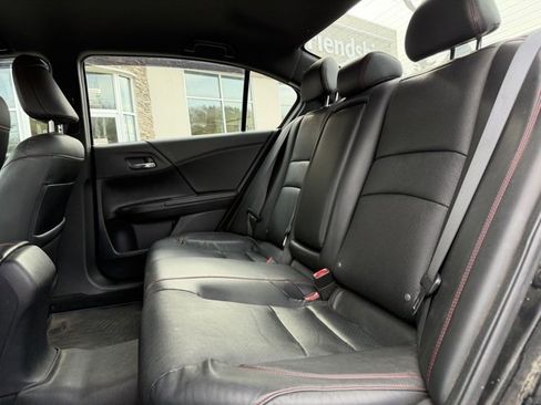 Used 2017 Honda Accord Sport Special Edition image 27