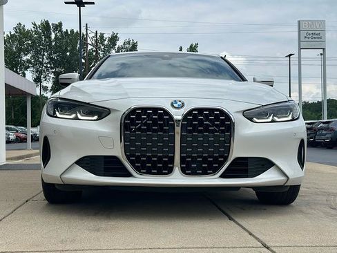 Used 2023 BMW 430i xDrive Coupe w/ Premium Package AWD/4WD image 2