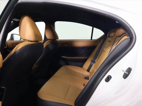 Certified 2024 Lexus IS 300 F Sport RWD image 11