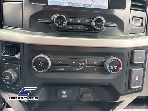 Used 2022 Ford F150 XLT image 16