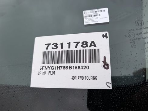 Used 2025 Honda Pilot Touring image 37
