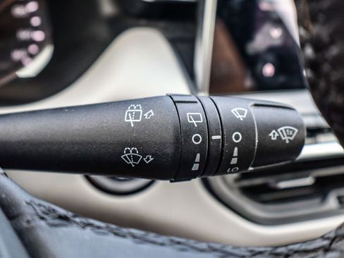 Used 2024 Jeep Compass Limited image 24