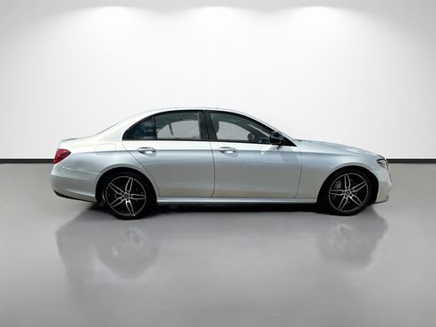 Used 2020 Mercedes-Benz E 350 Sedan image 2