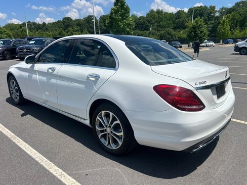 Used 2015 Mercedes-Benz C 300 4MATIC Sedan image 4