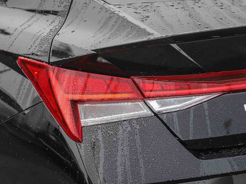 New 2026 Hyundai Elantra SEL Sport Premium image 9