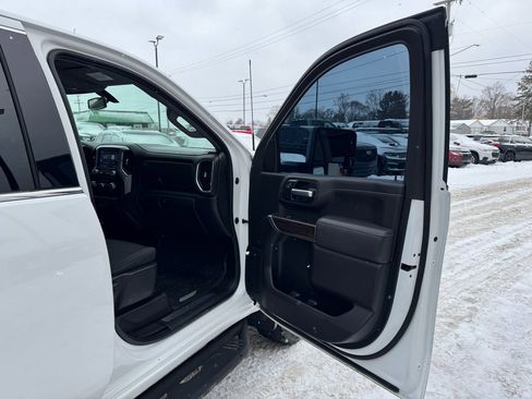 Used 2020 GMC Sierra 2500 SLE image 38