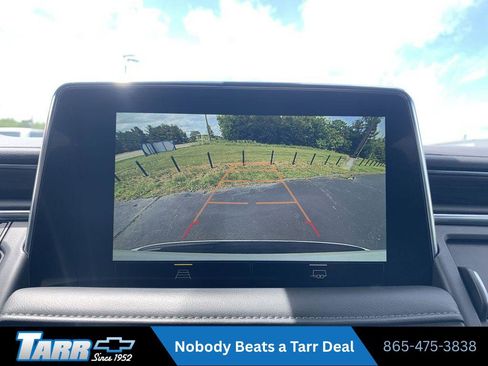 Used 2024 Chevrolet Suburban LT AWD/4WD image 23