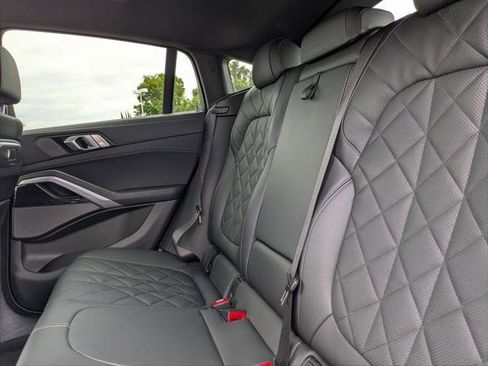 Used 2024 BMW X6 xDrive40i w/ Premium Package AWD/4WD image 24