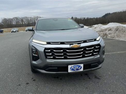 New 2026 Chevrolet Equinox LT image 3