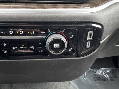 Certified 2024 Chevrolet Silverado 3500 LT w/ Convenience Package image 10