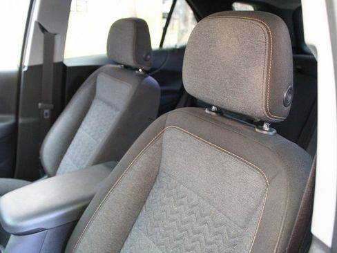 Used 2022 Chevrolet Equinox LT image 18