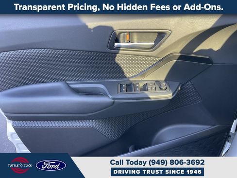 Used 2019 Toyota C-HR LE FWD image 24