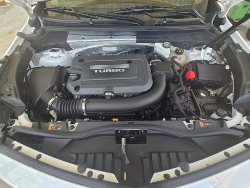 Used 2019 Cadillac XT4 Premium Luxury FWD image 36