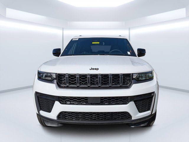 New 2026 Jeep Grand Cherokee Altitude AWD/4WD image 8