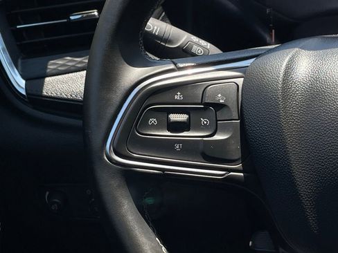 Certified 2025 Buick Encore GX Preferred FWD image 12