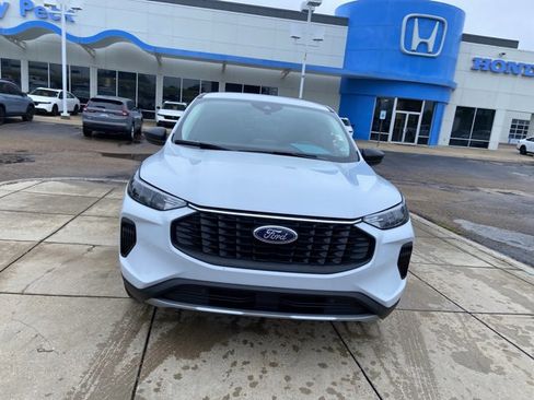 Used 2025 Ford Escape Active image 3