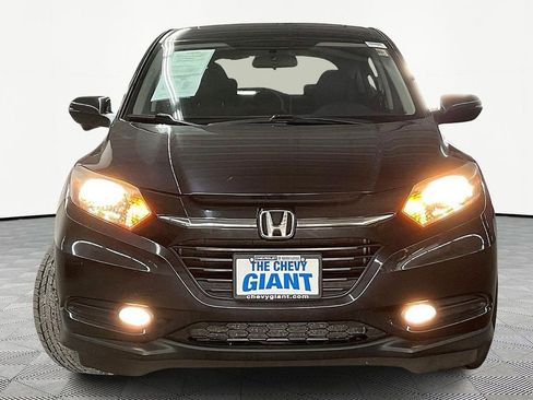 Used 2017 Honda HR-V EX image 2