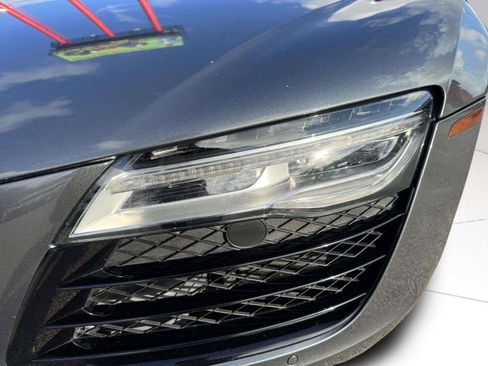 Used 2014 Audi R8 V10 AWD/4WD image 13