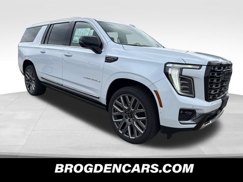 New 2026 GMC Yukon XL Denali Ultimate w/ LPO, Illumination Package AWD/4WD image 1