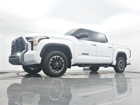 Used 2024 Toyota Tundra SR5 w/ TRD Off-Road Package AWD/4WD image 23
